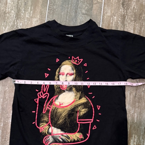 Brisco Mona Lisa Grafitti Black Graphic Tee with Pink Accents - Picture 4 of 6